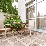 Апартаменти With Terrace Рига